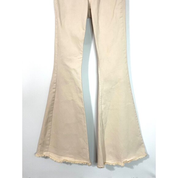 SHYANNE Cream/Ivory Western Country High Rise Stretch Flare Jeans Frayed Hem SIZ - Picture 10 of 10